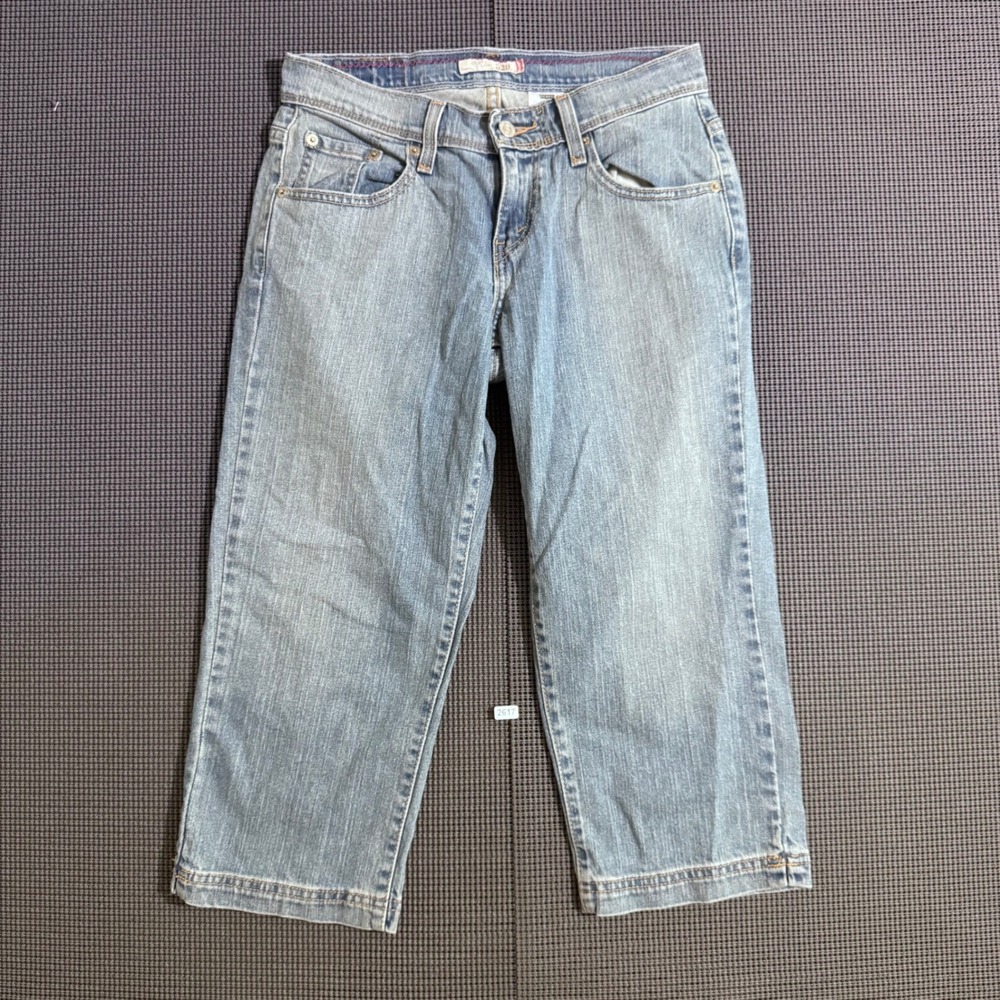 Levis 529 Curvy Capri Jeans Womens 6 Light Wash Denim Cropped Pants
